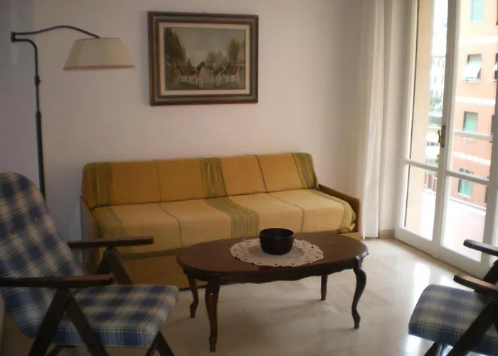 Poppy شقة ليفانتو